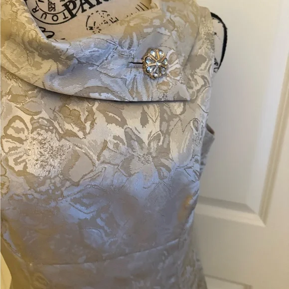 Tahari dress - Picture 5 of 8